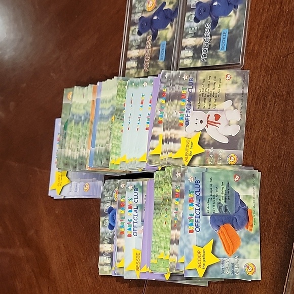 (J10) TY Beanie Babies Official Club Cards - Picture 2 of 2